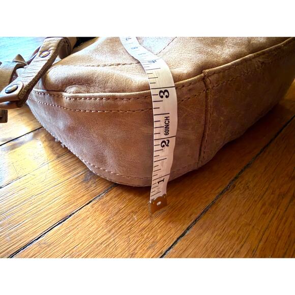 FRYE 'Melissa' Distressed Tan Leather Shoulder Bag w/Crossbody Strap - Picture 16 of 16